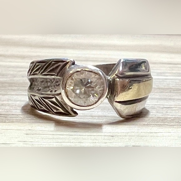 Vintage Designer Signed (JJ) AG 950 Sterling Silver & Gold Clear Stone Band Ring - Picture 2 of 10